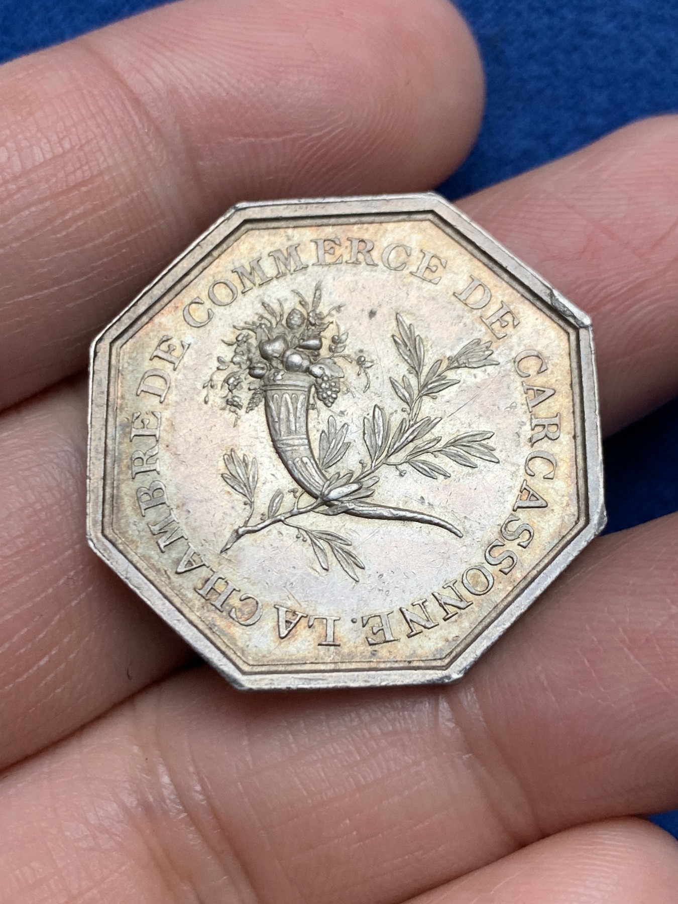 《竞宝斋》第250场-周日，周一 ，周二3场连拍 (全场包邮) 法国路易十八JETON银质八角，卡尔卡松商会，9.75g，29.3mm，1832年之前无边铭