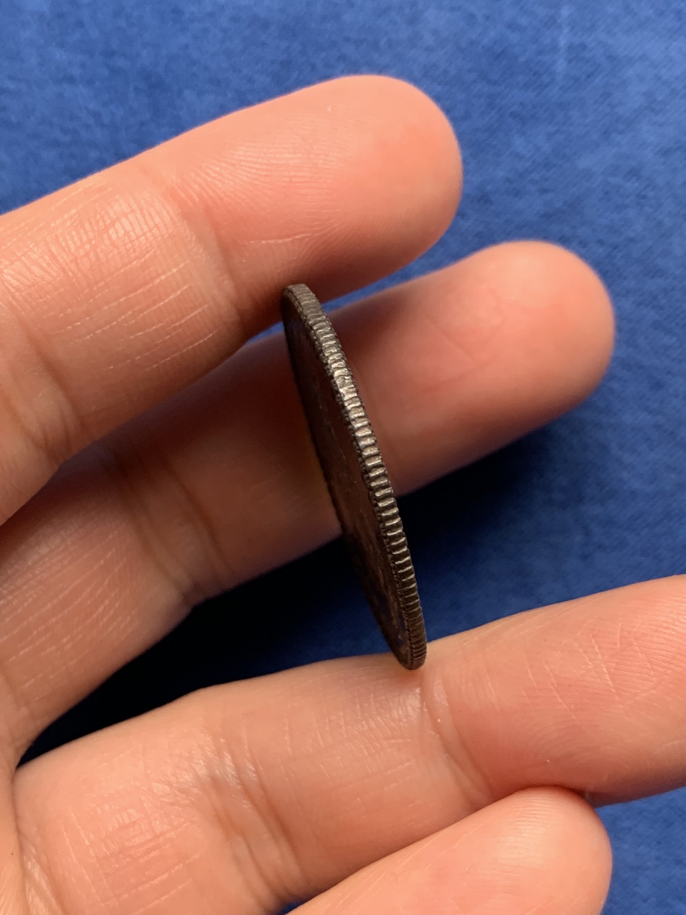 《竞宝斋》第250场-周日，周一 ，周二3场连拍 (全场包邮) 法国里昂律师事务所银质jeton，11.31g，32mm，早期齿边