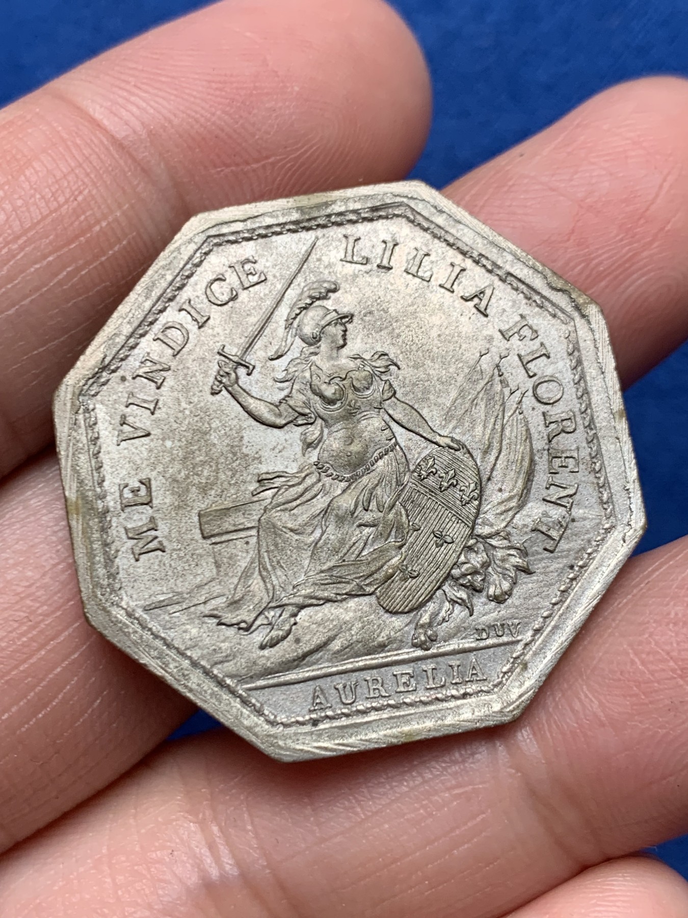 《竞宝斋》第250场-周日，周一 ，周二3场连拍 (全场包邮) 法国奥尔良市长八角银质代币，16.52g，33.3mm，无边铭