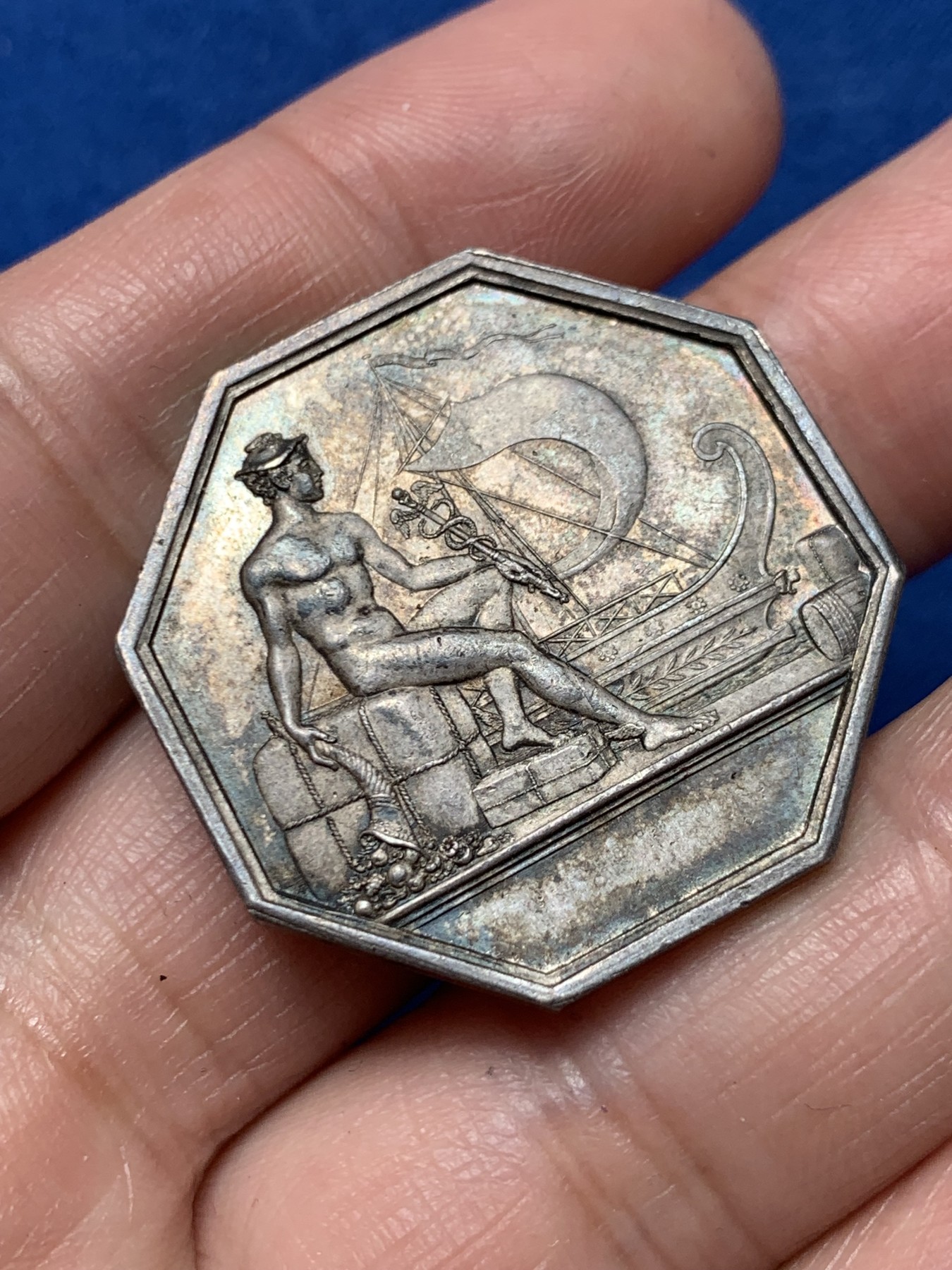 《竞宝斋》第250场-周日，周一 ，周二3场连拍 (全场包邮) 法国鲁昂海上保险公司八角银章，16.02g，32.3mm，早期无边铭