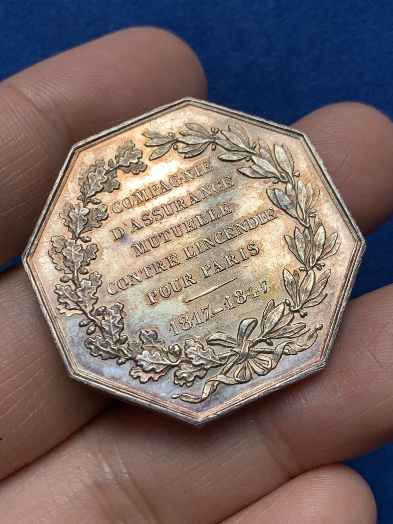 《竞宝斋》第250场-周日，周一 ，周二3场连拍 (全场包邮) 法国八角银章，巴黎火灾保险公司，22.81g，35.8mm，蜜蜂边铭