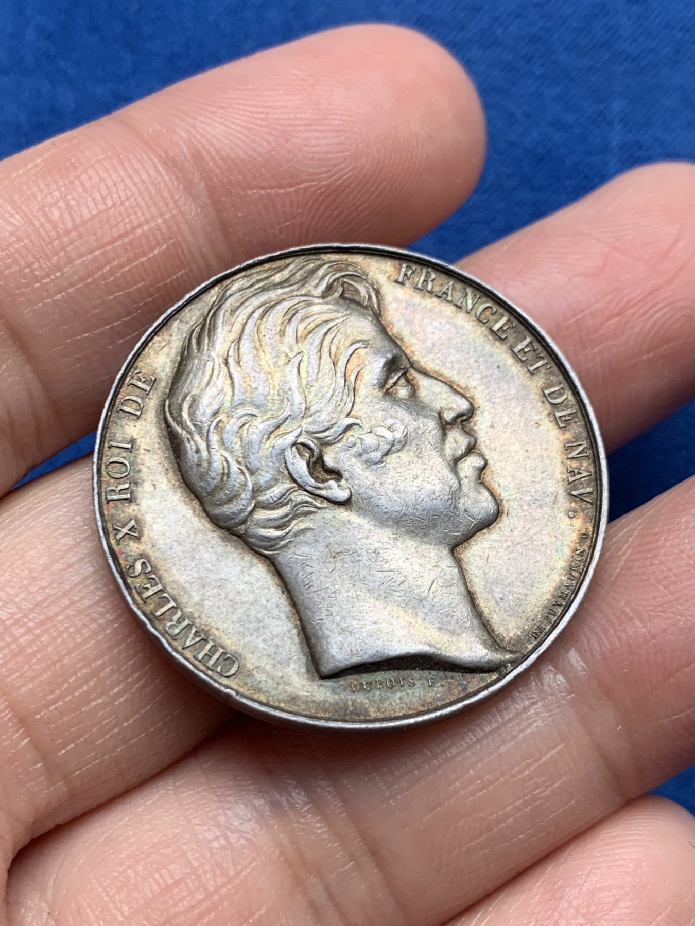 《竞宝斋》第250场-周日，周一 ，周二3场连拍 (全场包邮) 法国查理十世巴黎市政管理银jeton，13.97g，33.2mm，早期无边铭