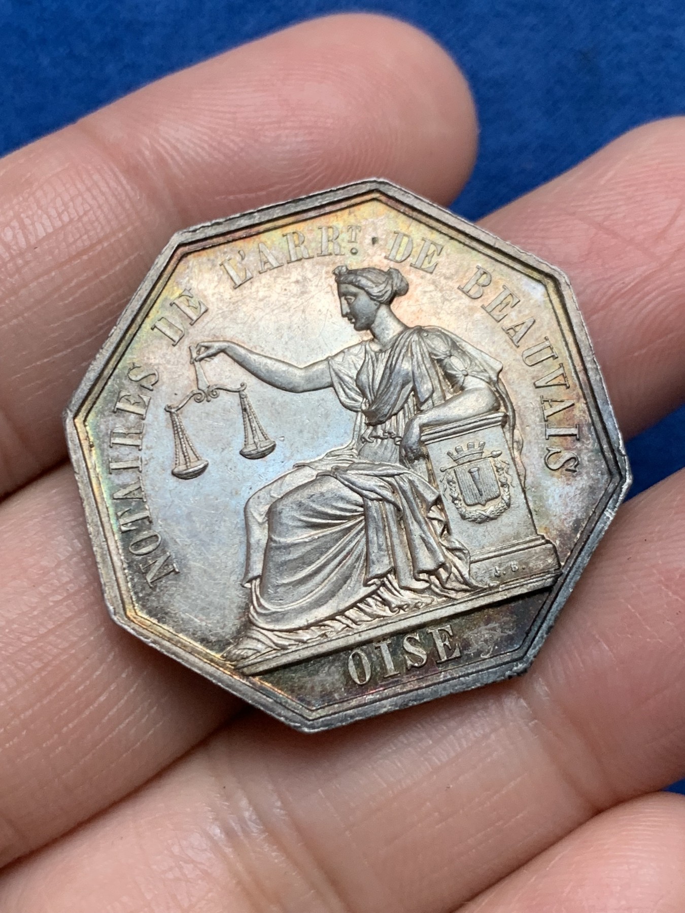 《竞宝斋》第250场-周日，周一 ，周二3场连拍 (全场包邮) 法国八角银质代币，博韦地区公证人，15.24g，32.1mm，1860-1879年蜜蜂边铭，五彩 细节丰富