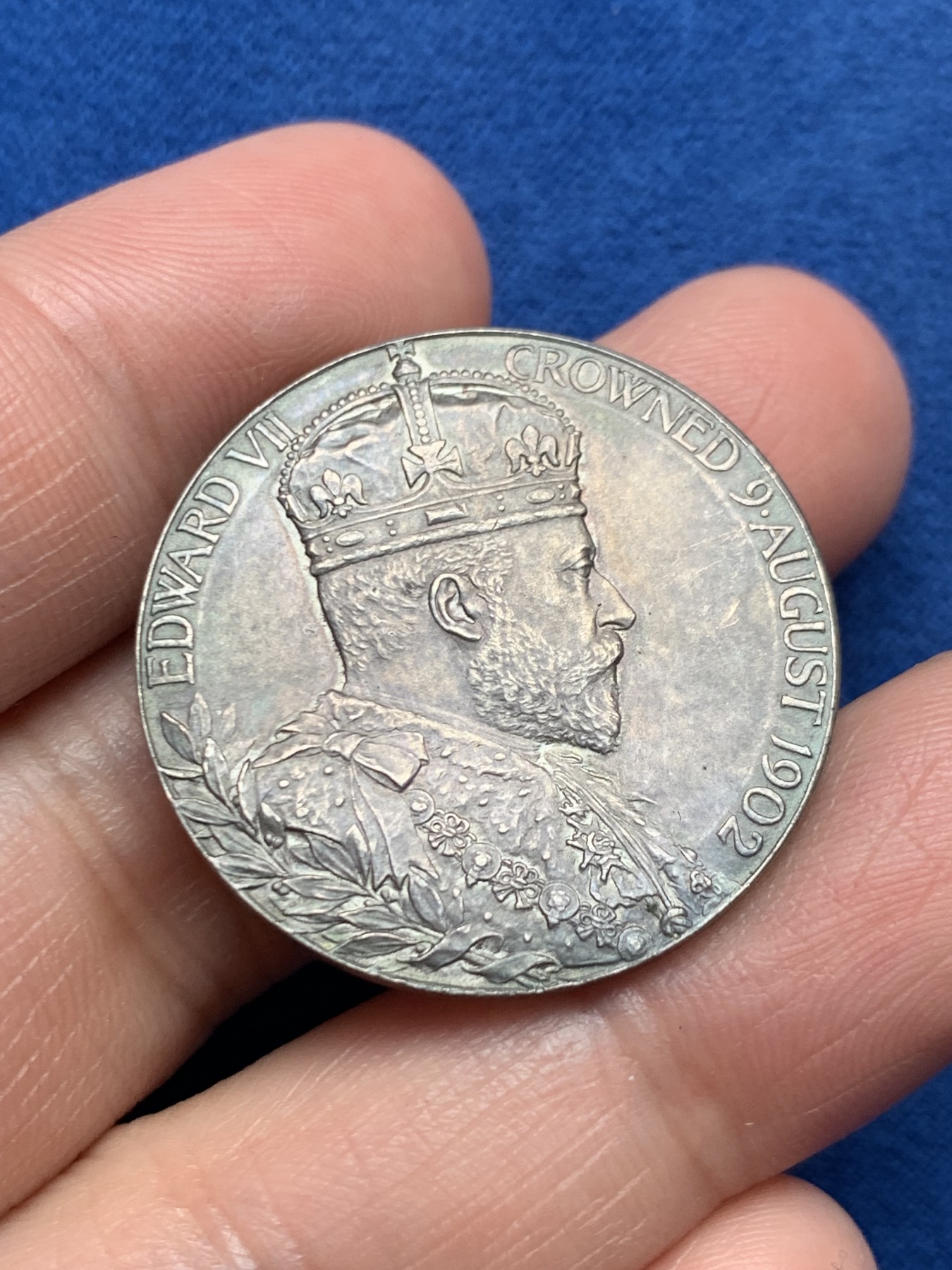 《竞宝斋》第250场-周日，周一 ，周二3场连拍 (全场包邮) 英国爱德华七世于1902年加冕纪念银章，12.82g，31mm