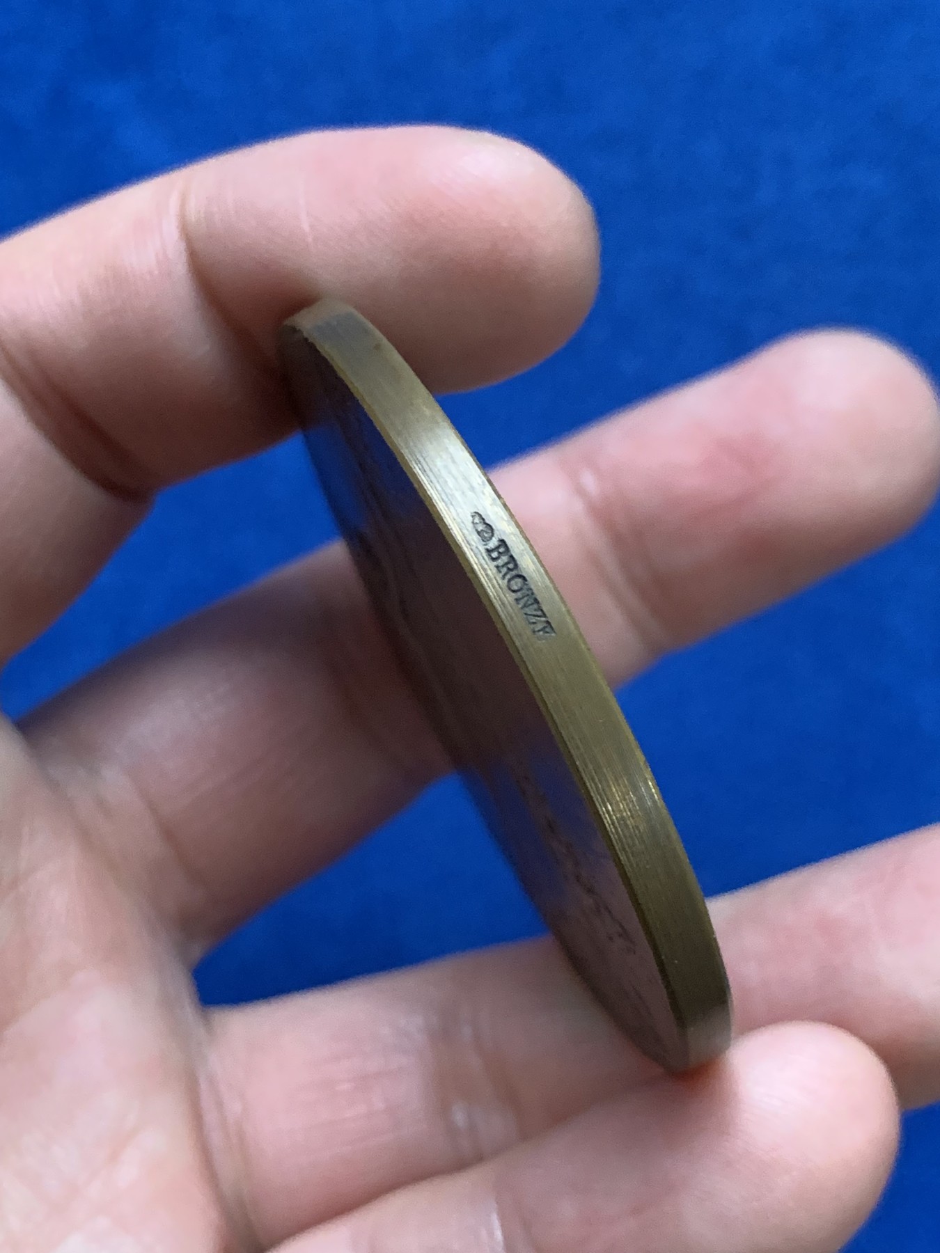 《竞宝斋》第249场-周日，周一 ，周二3场连拍 (全场包邮) 1904 法国新闻业铜章，直径51.1mm，66.1克