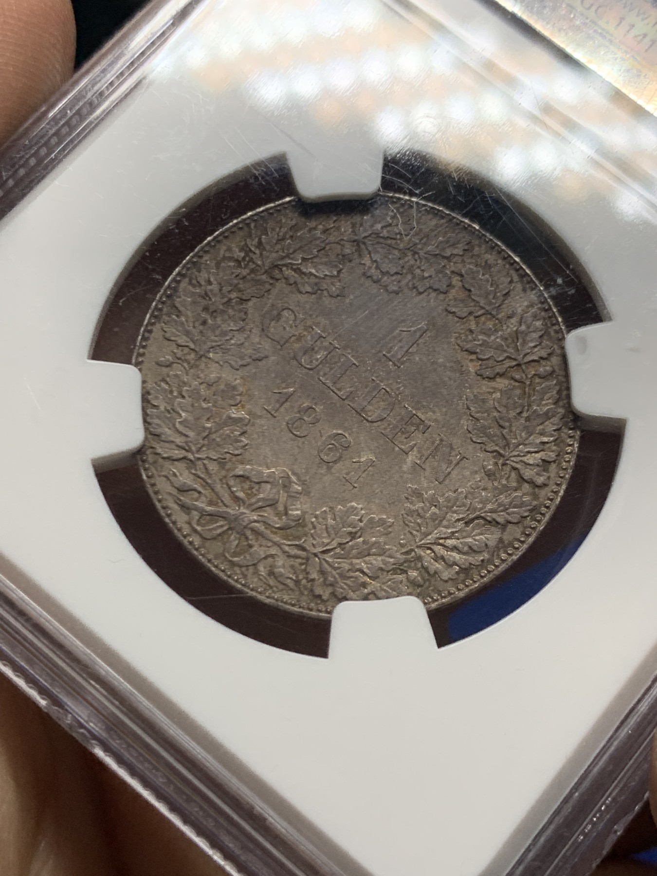 《竞宝斋》第249场-周日，周一 ，周二3场连拍 (全场包邮) NGC  MS63  德国  1861年  法兰克福1盾，比常见的法兰克福少女泰勒少很多，品相不错