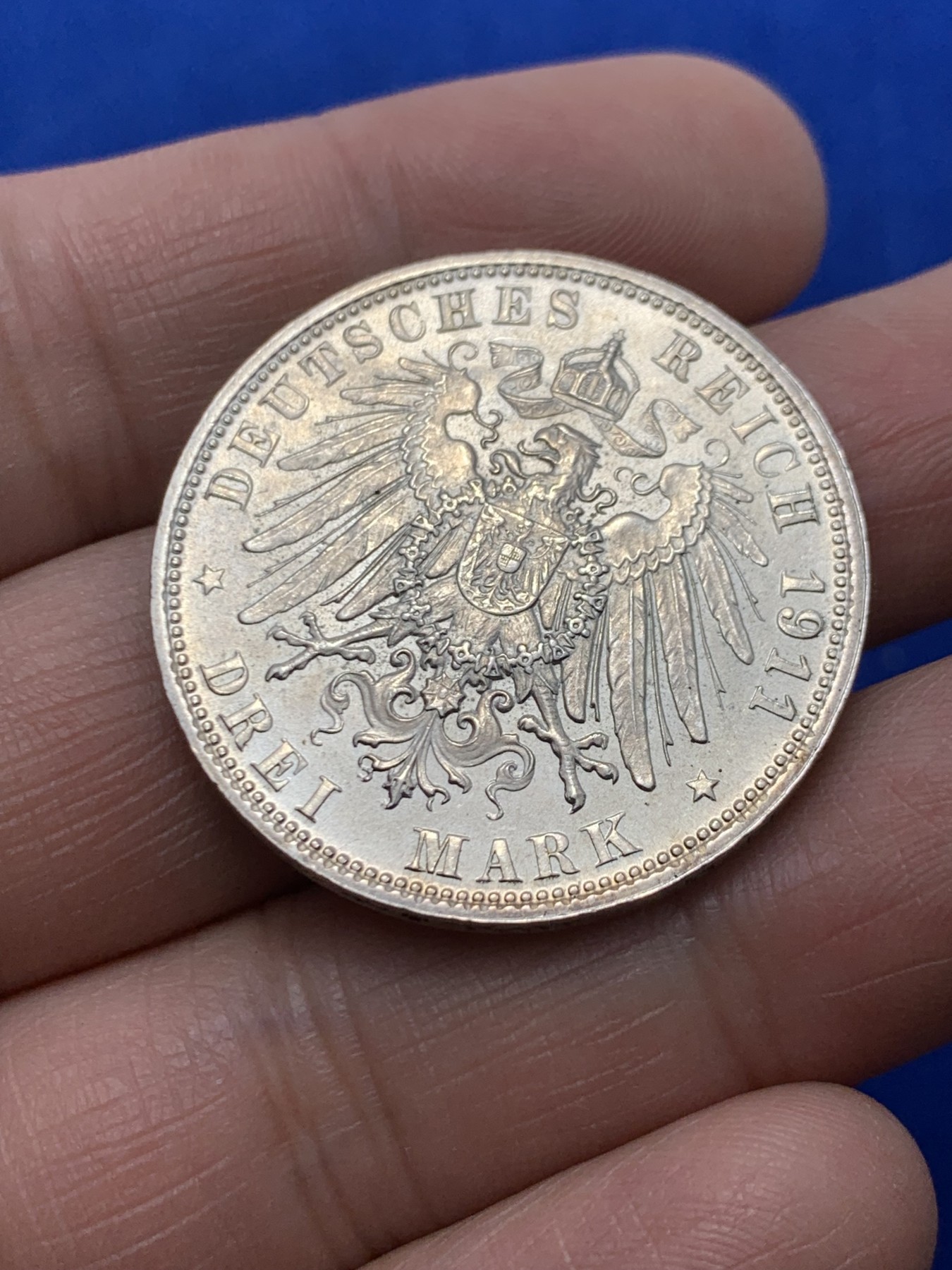 《竞宝斋》第249场-周日，周一 ，周二3场连拍 (全场包邮) 德国巴伐利亚1911年利奥波德3马克银币  底板带光 细节不错