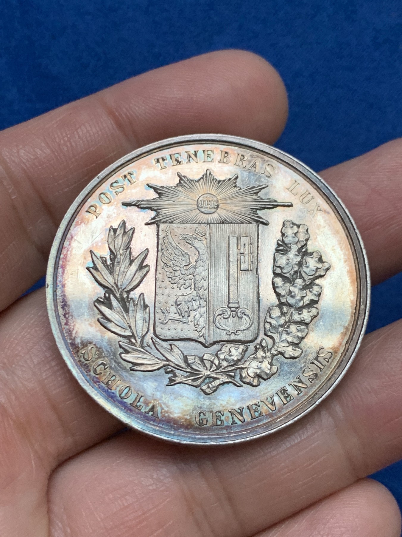 《竞宝斋》第249场-周日，周一 ，周二3场连拍 (全场包邮) 1850年代瑞士日内瓦学院银章，直径41.3mm，约28.1克