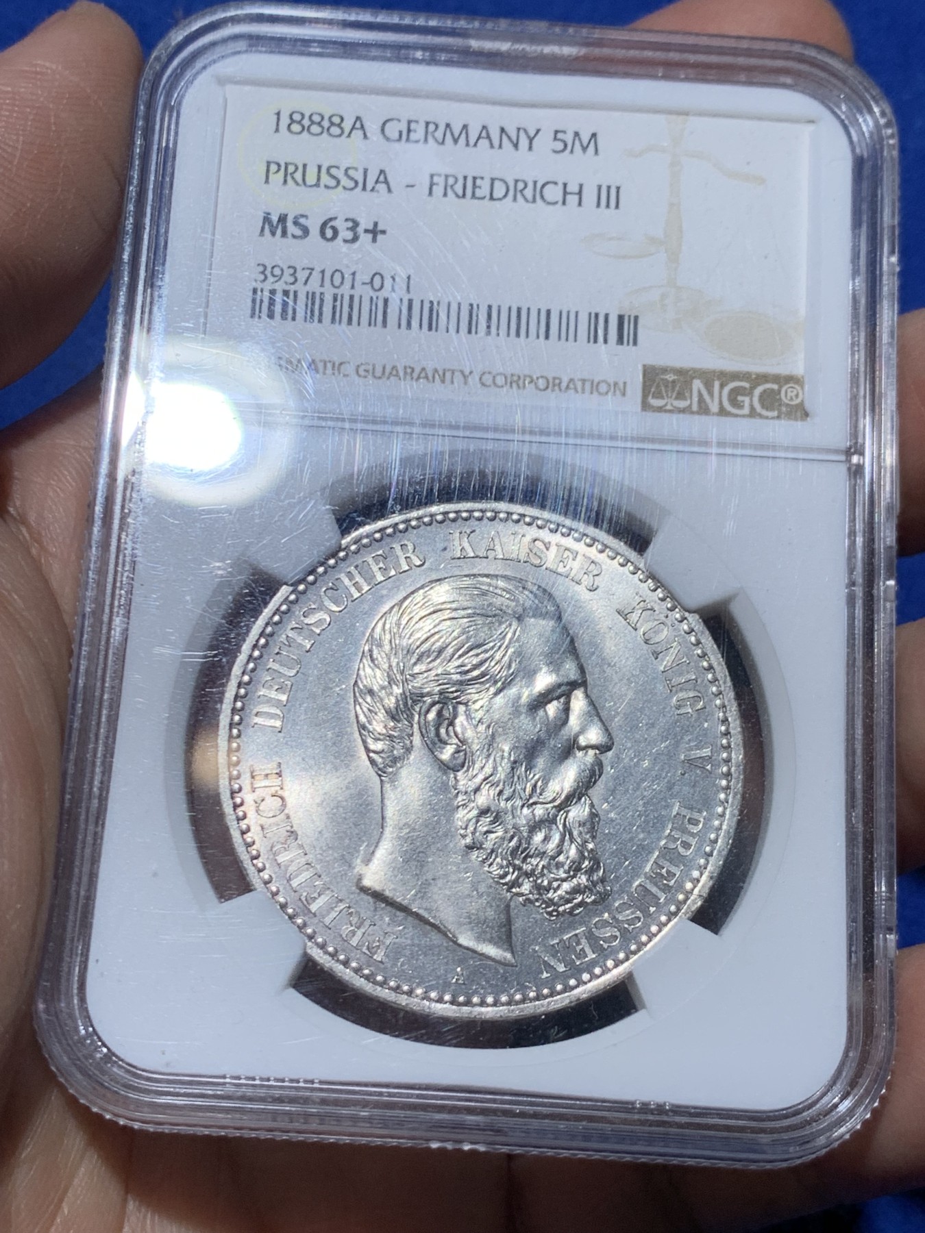 《竞宝斋》第249场-周日，周一 ，周二3场连拍 (全场包邮) NGC MS63+ 德国普鲁士 1888年 三皇 5马克 银币