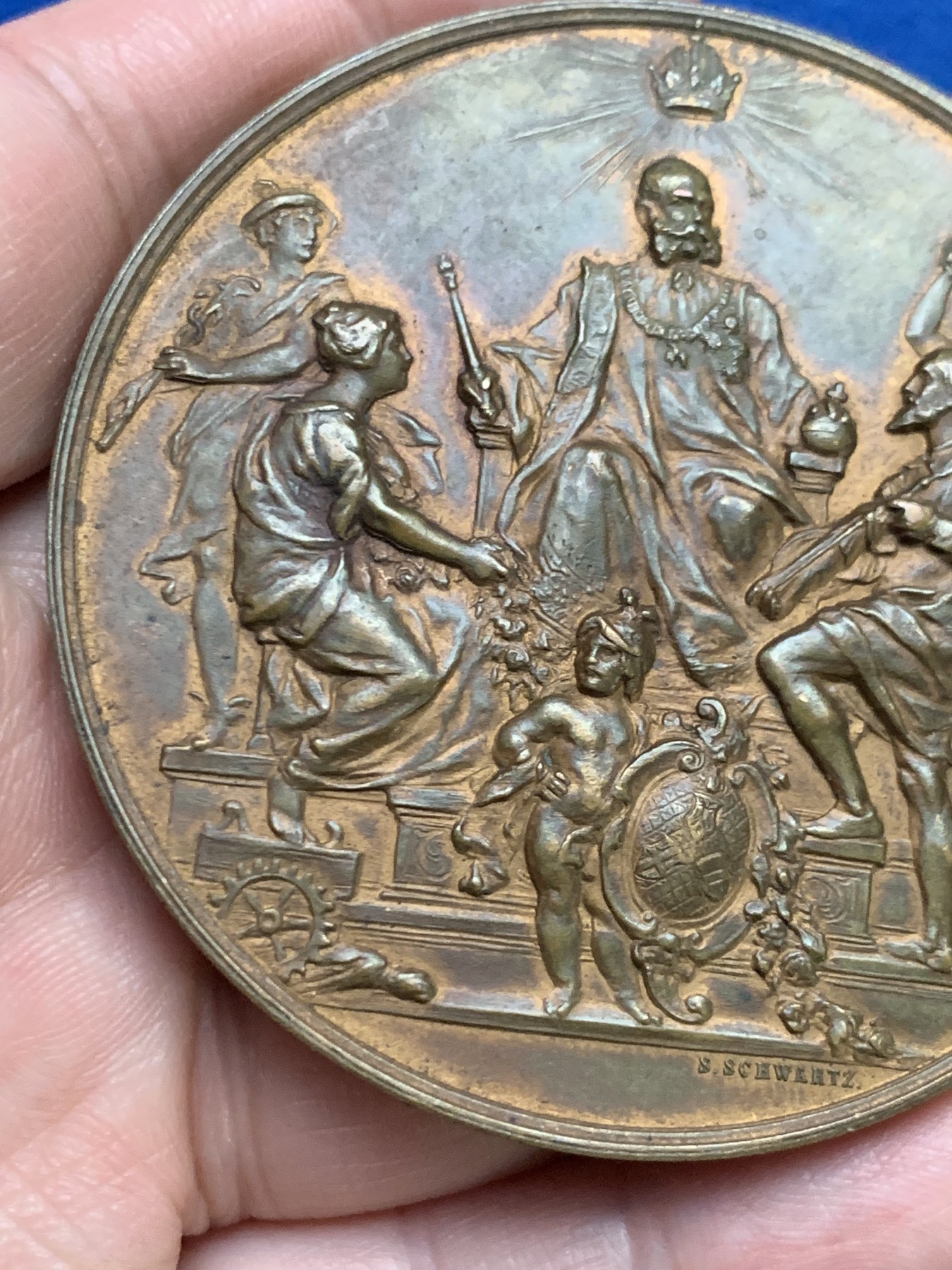 《竞宝斋》第249场-周日，周一 ，周二3场连拍 (全场包邮) 1888 奥地利弗朗茨皇帝登基40周年纪念铜章，直径64.2mm，约81.4克