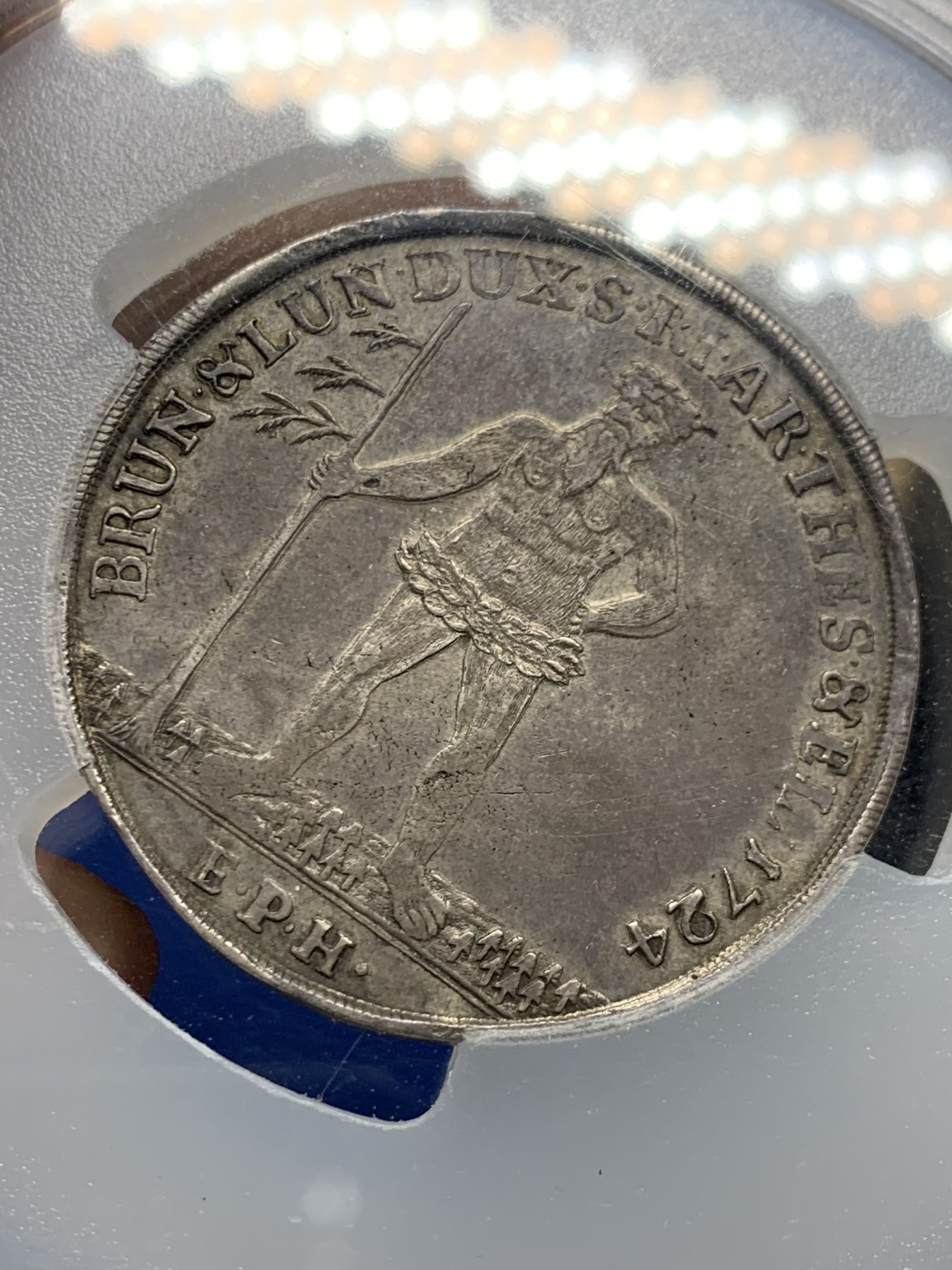 《竞宝斋》第249场-周日，周一 ，周二3场连拍 (全场包邮) PCGS  AU58 德国 1724年 布伦瑞克泰勒，PCGS冠军分，状态极佳，大盒子完好