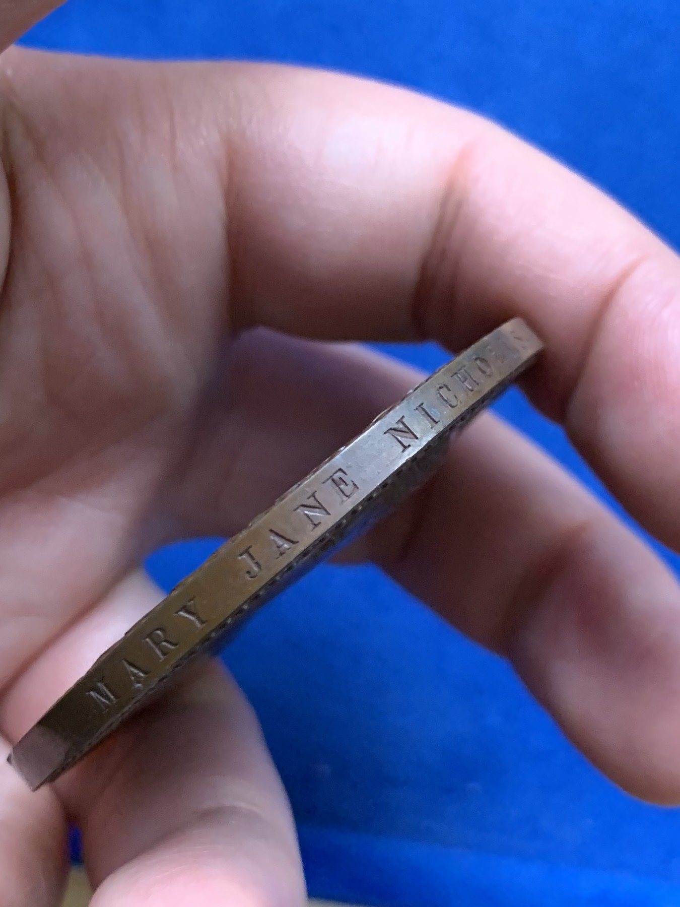 《竞宝斋》第249场-周日，周一 ，周二3场连拍 (全场包邮) 1857 英国艺术部维多利亚铜章（原盒），直径54.3mm，约76.5克