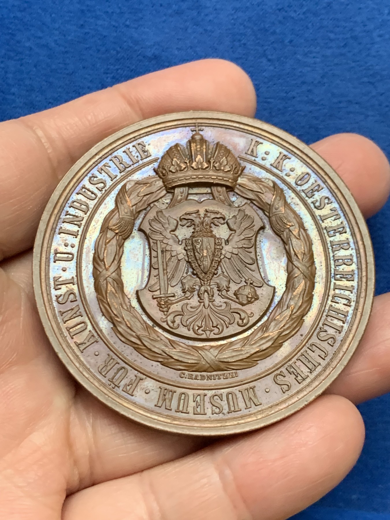 《竞宝斋》第249场-周日，周一 ，周二3场连拍 (全场包邮) 1871 奥地利维也纳博物馆铜章，直径57.1mm，约81.3克