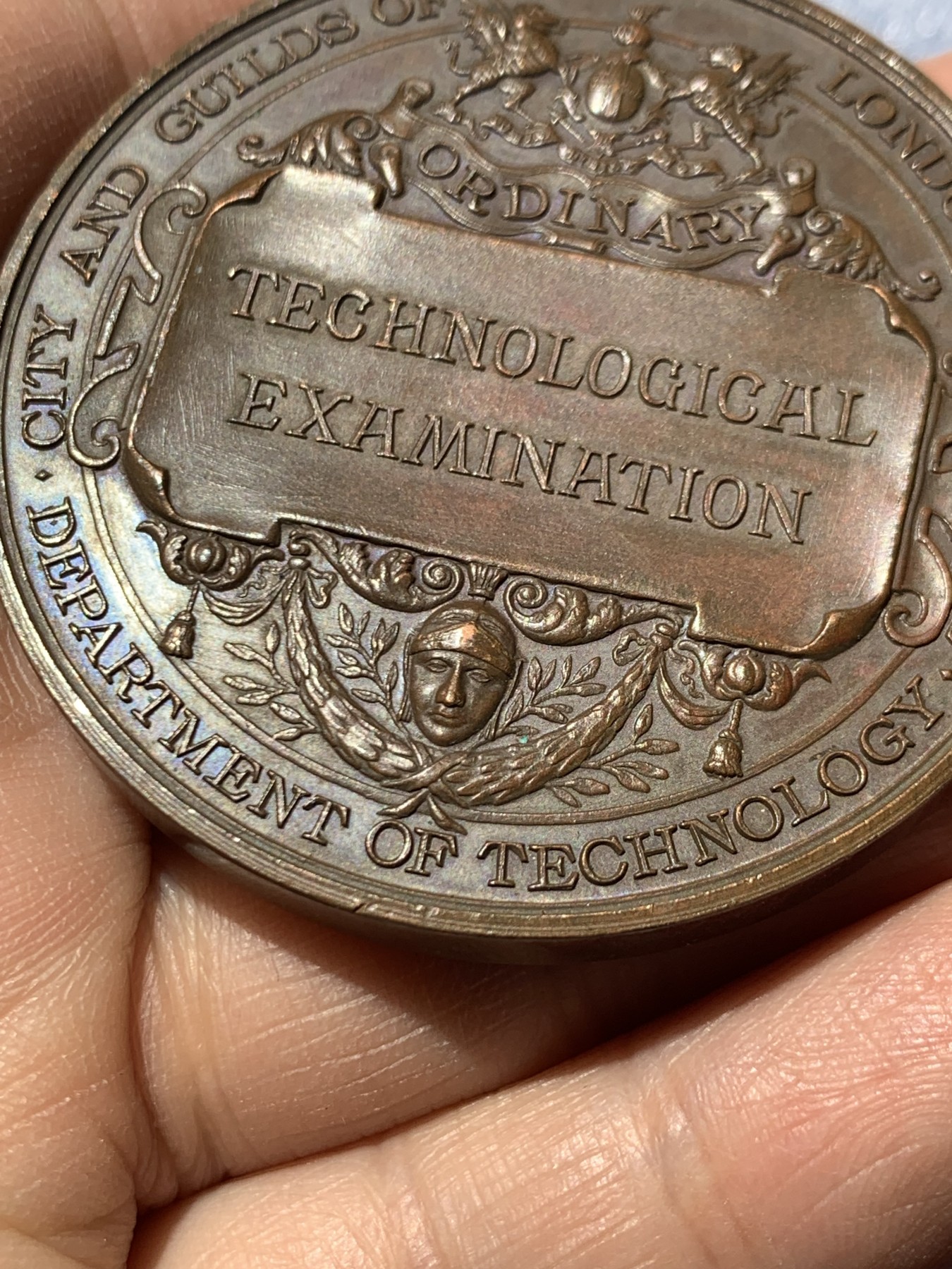 《竞宝斋》第249场-周日，周一 ，周二3场连拍 (全场包邮) 1910 英国伦敦科技协会铜章，直径51.1mm，约72.9克