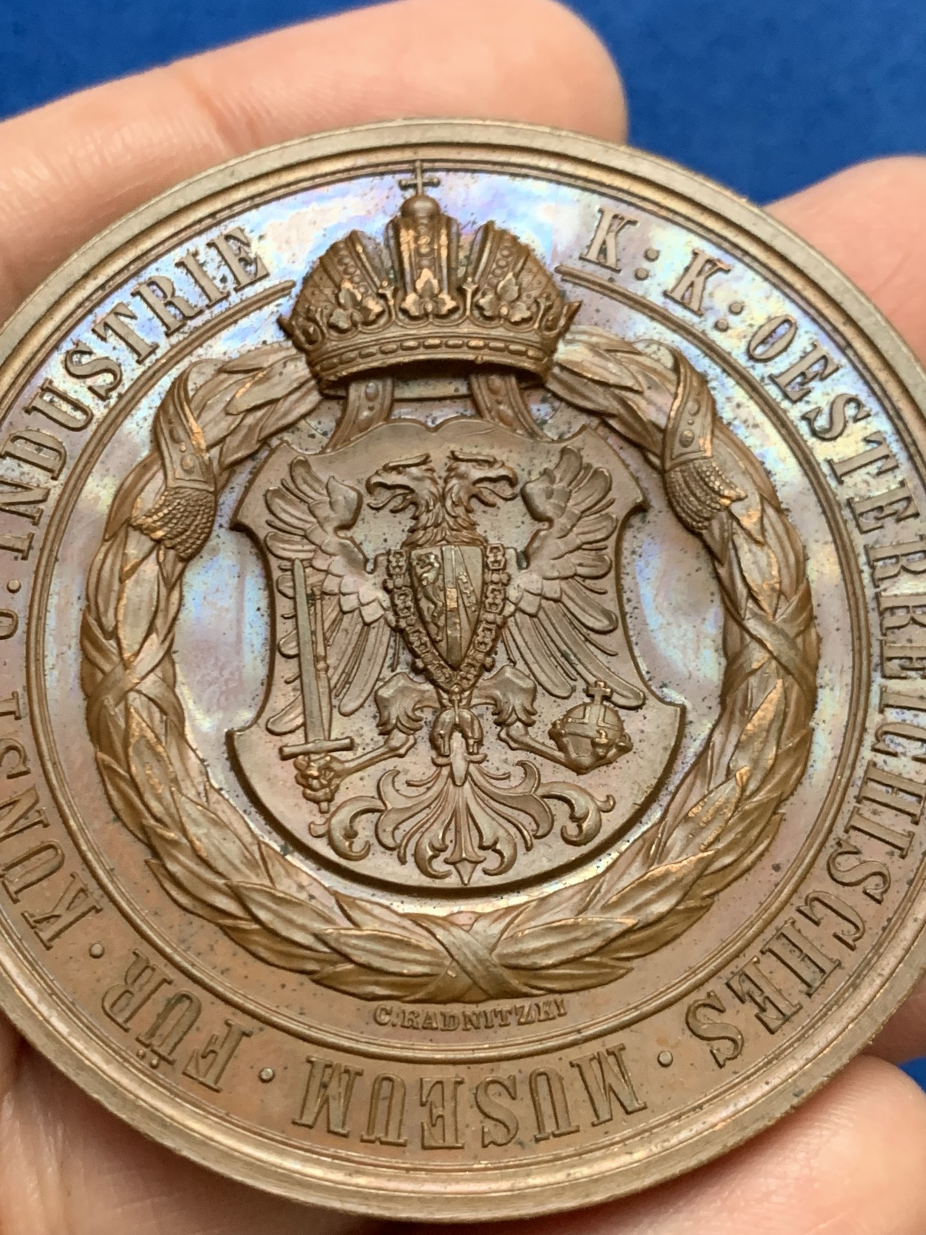 《竞宝斋》第249场-周日，周一 ，周二3场连拍 (全场包邮) 1871 奥地利维也纳博物馆铜章，直径57.1mm，约81.3克