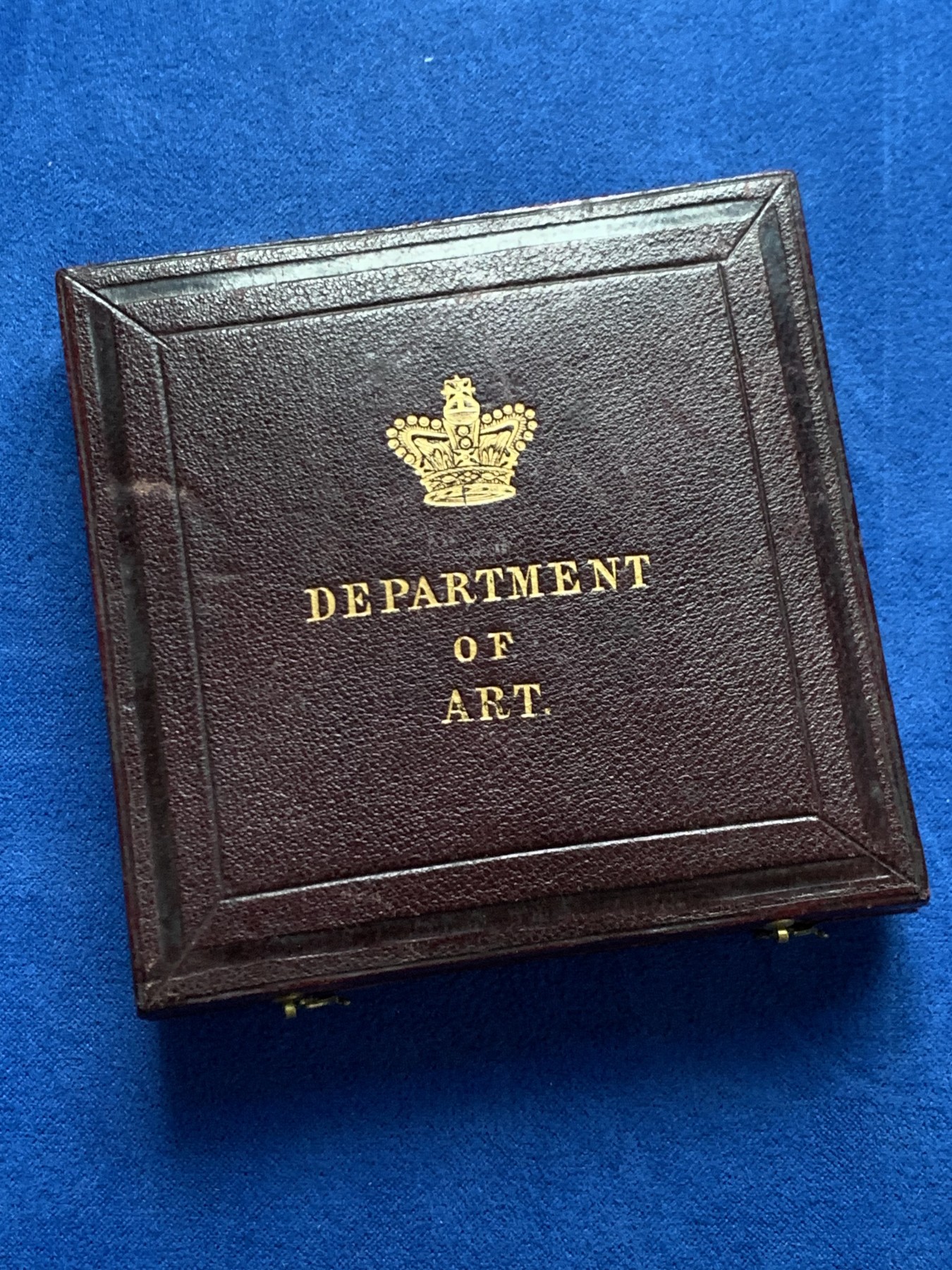 《竞宝斋》第249场-周日，周一 ，周二3场连拍 (全场包邮) 1857 英国艺术部维多利亚铜章（原盒），直径54.3mm，约76.5克