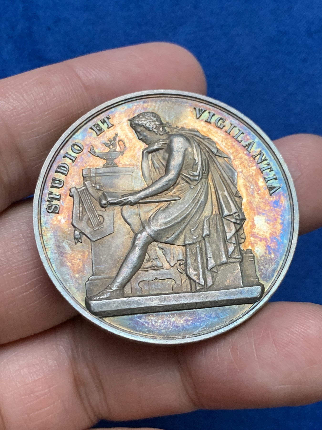 《竞宝斋》第249场-周日，周一 ，周二3场连拍 (全场包邮) 1850年代瑞士日内瓦学院银章，直径41.3mm，约28.1克