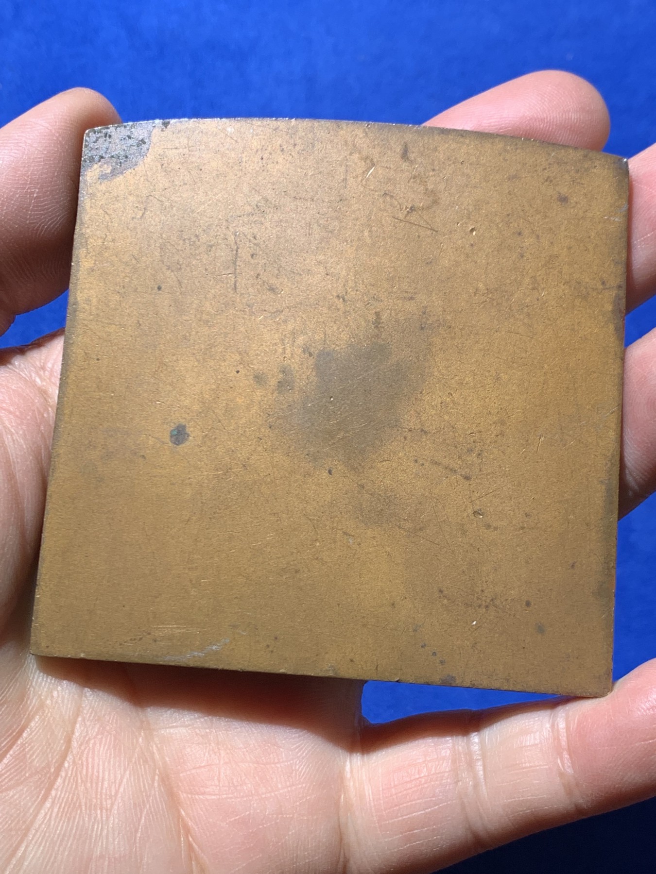 《竞宝斋》第249场-周日，周一 ，周二3场连拍 (全场包邮) 1907 奥地利医疗女神矩形单面铜章，尺寸73*73.9mm，约164克