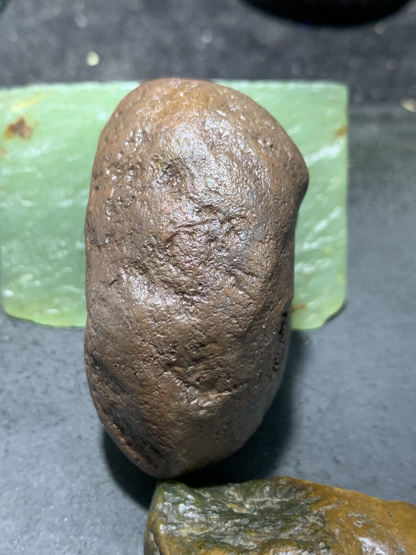 精美铁皮开窗料南红玛瑙原石一颗