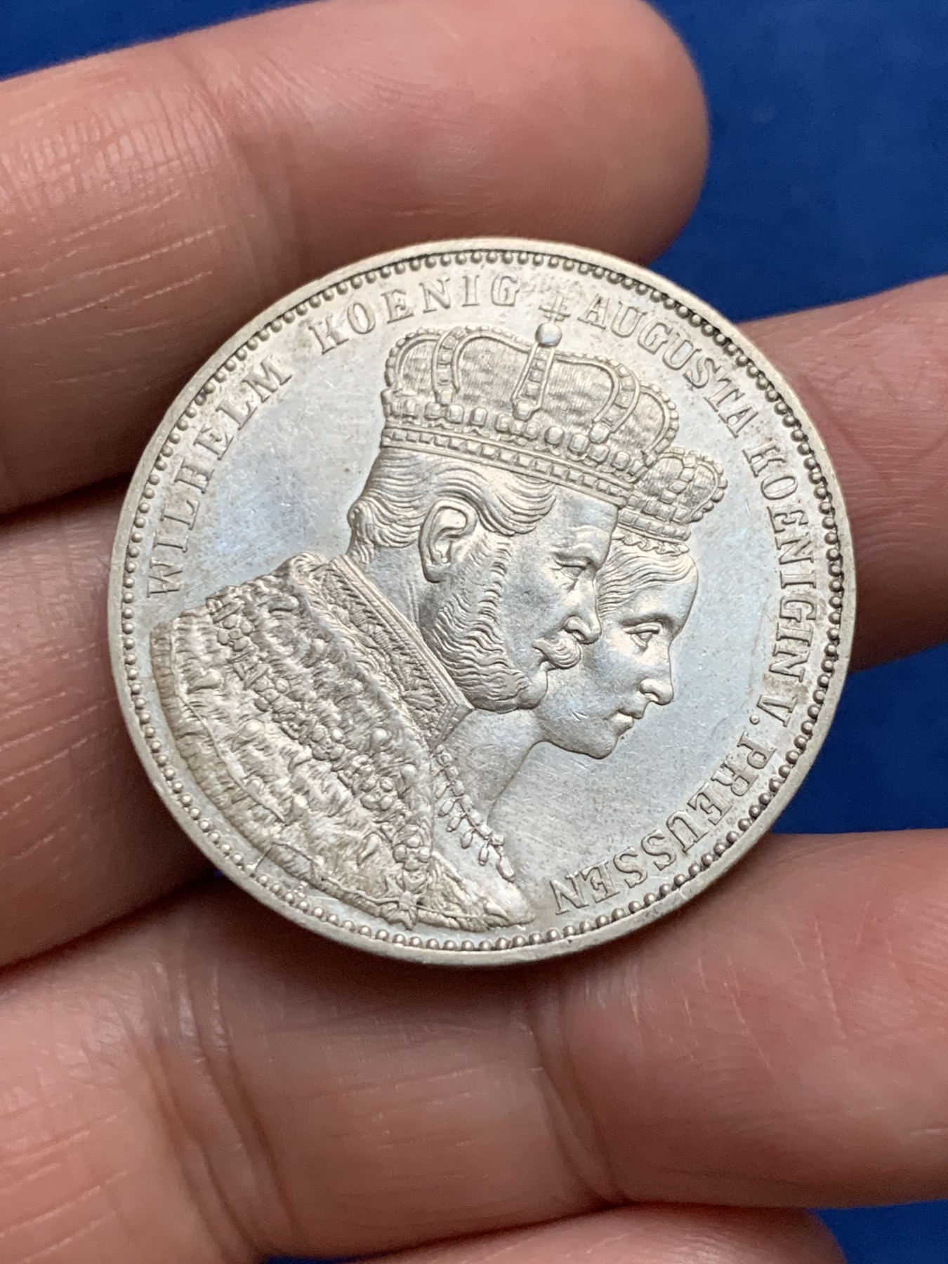 《竞宝斋》第249场-周日，周一 ，周二3场连拍 (全场包邮) 1861年德国普鲁士威廉一世登基泰勒银币