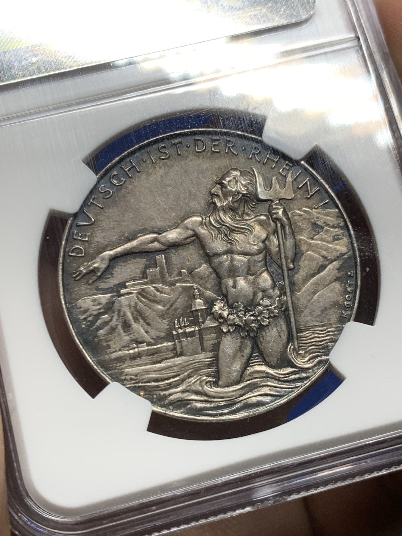 《竞宝斋》第249场-周日，周一 ，周二3场连拍 (全场包邮) NGC  MS63  德国  1930  卡尔哥茨作品莱茵回归海神银章