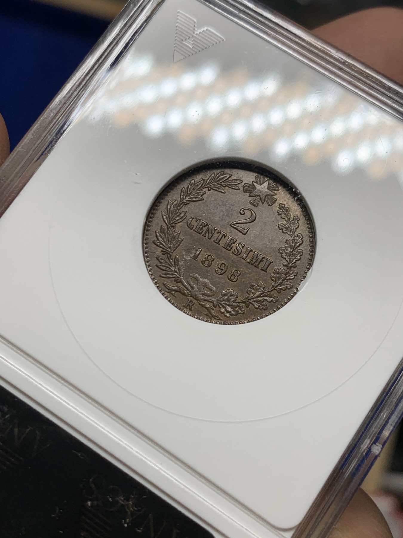 《竞宝斋》第249场-周日，周一 ，周二3场连拍 (全场包邮) ANACS MS63BRN  意大利  1898年  埃曼纽尔2分铜币，经典小白盒，品相不错