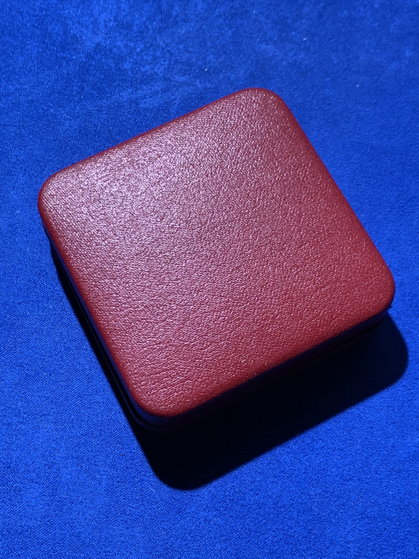 《竞宝斋》第249场-周日，周一 ，周二3场连拍 (全场包邮) 20世纪英国采矿协会银章（原盒），直径45.7mm，约49.5克