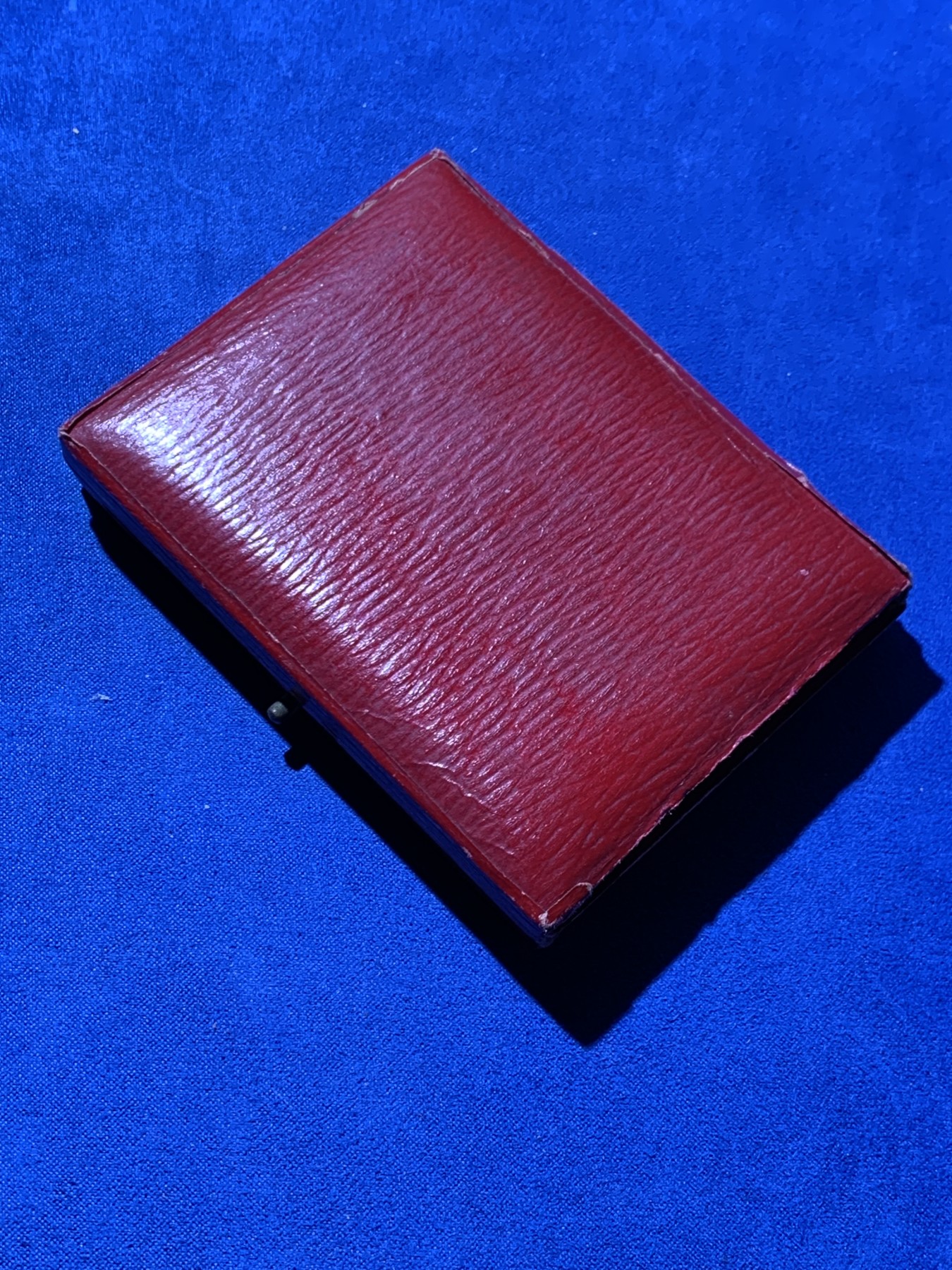 《竞宝斋》第249场-周日，周一 ，周二3场连拍 (全场包邮) 1926 英国伦敦音乐学院银章（原盒），直径40.6mm，约38.2克，原盒有轻微破损