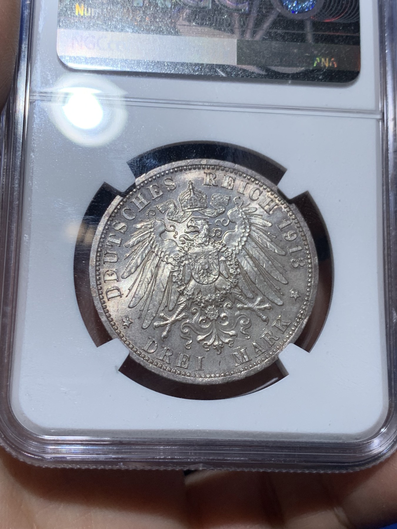 《竞宝斋》第249场-周日，周一 ，周二3场连拍 (全场包邮) NGC MS61 德国普鲁士1913年威廉二世花枝3马克银币 胡子眉毛盾徽细节清晰