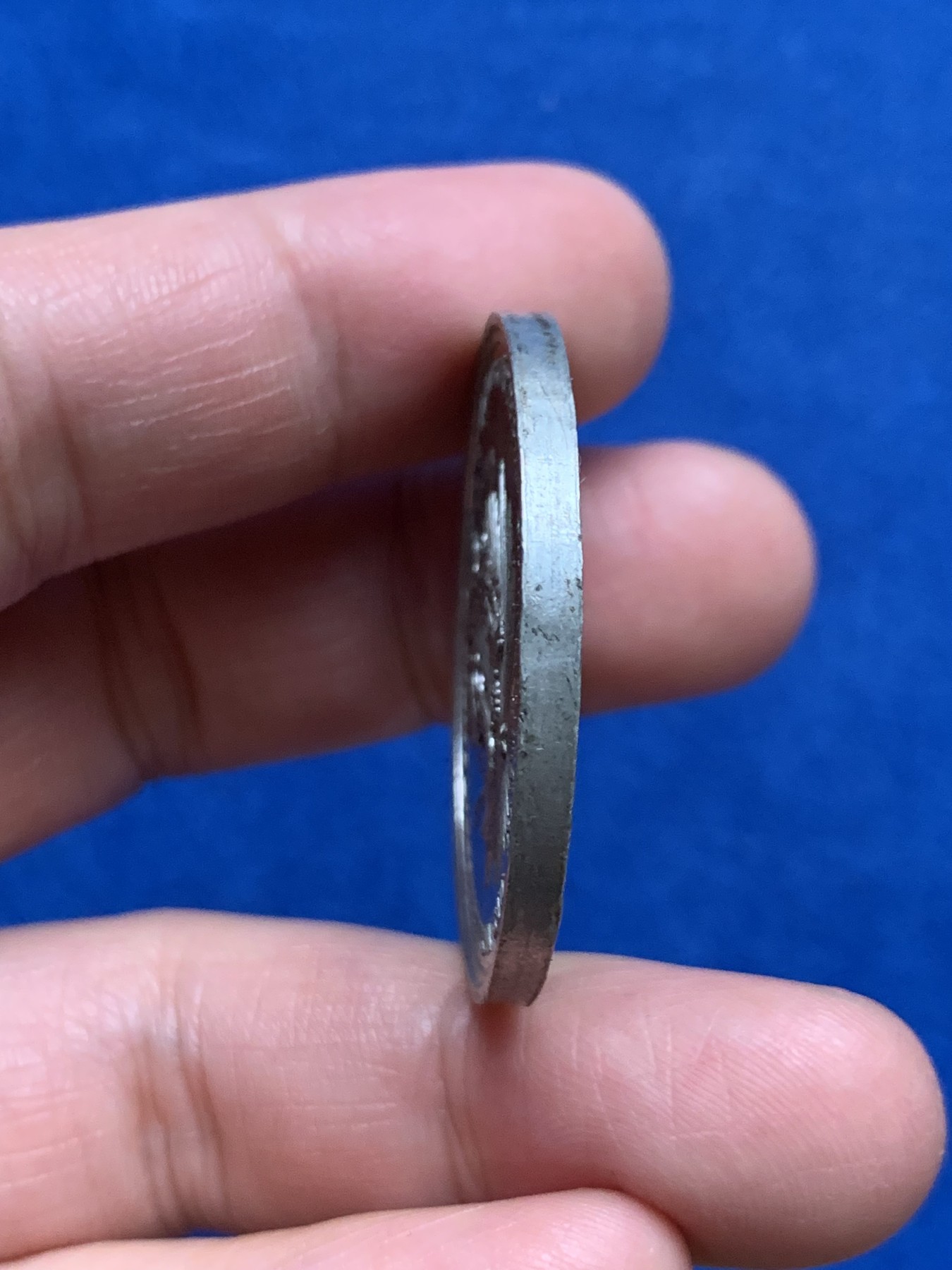 《竞宝斋》第249场-周日，周一 ，周二3场连拍 (全场包邮) 1859 德国席勒诞辰100周年白色金属章，直径37.5mm，约18.7克