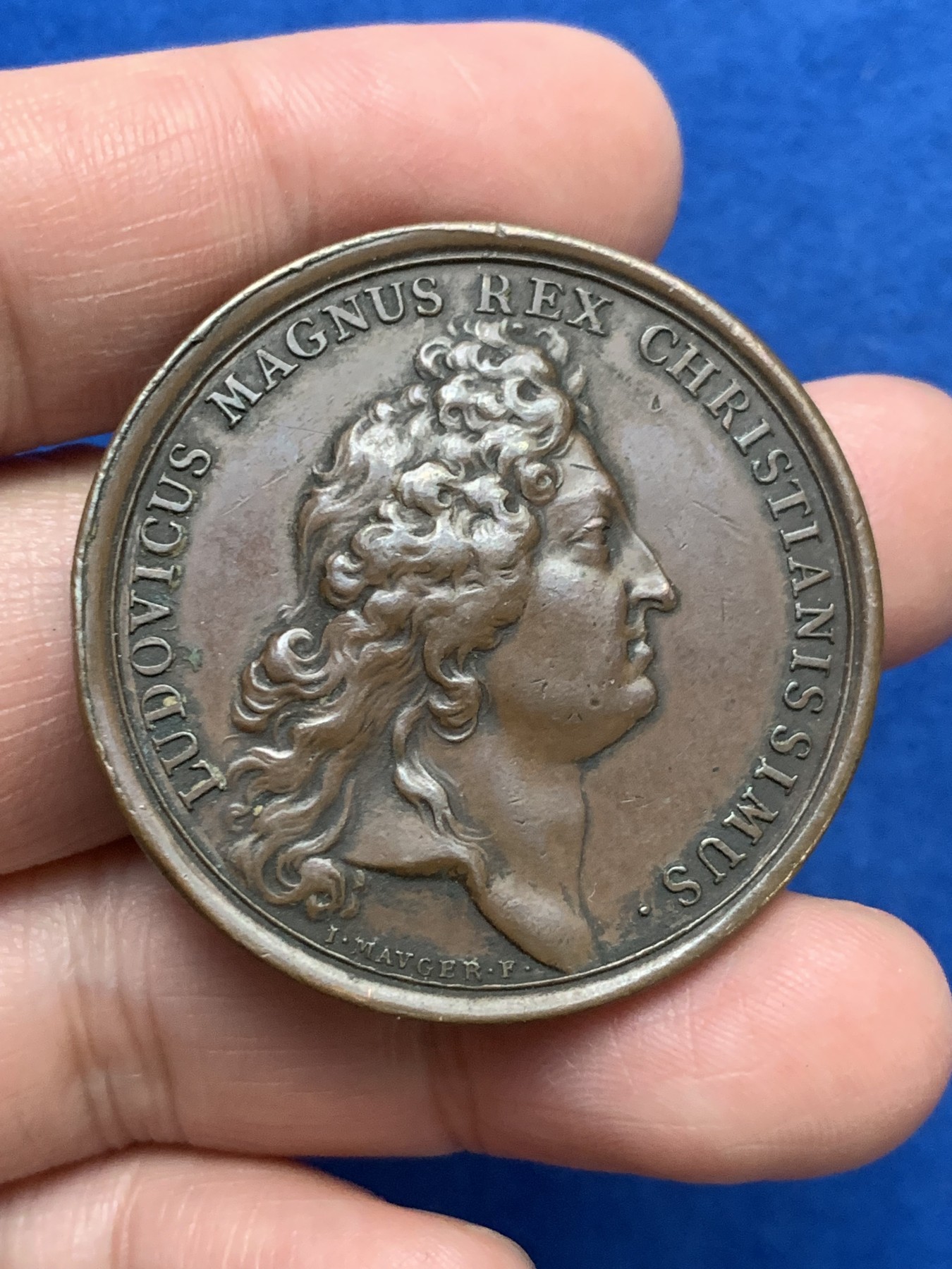 《竞宝斋》第249场-周日，周一 ，周二3场连拍 (全场包邮) 1686 法国路易十四接待暹罗大使铜章，直径41.1mm，约26.7克，光边