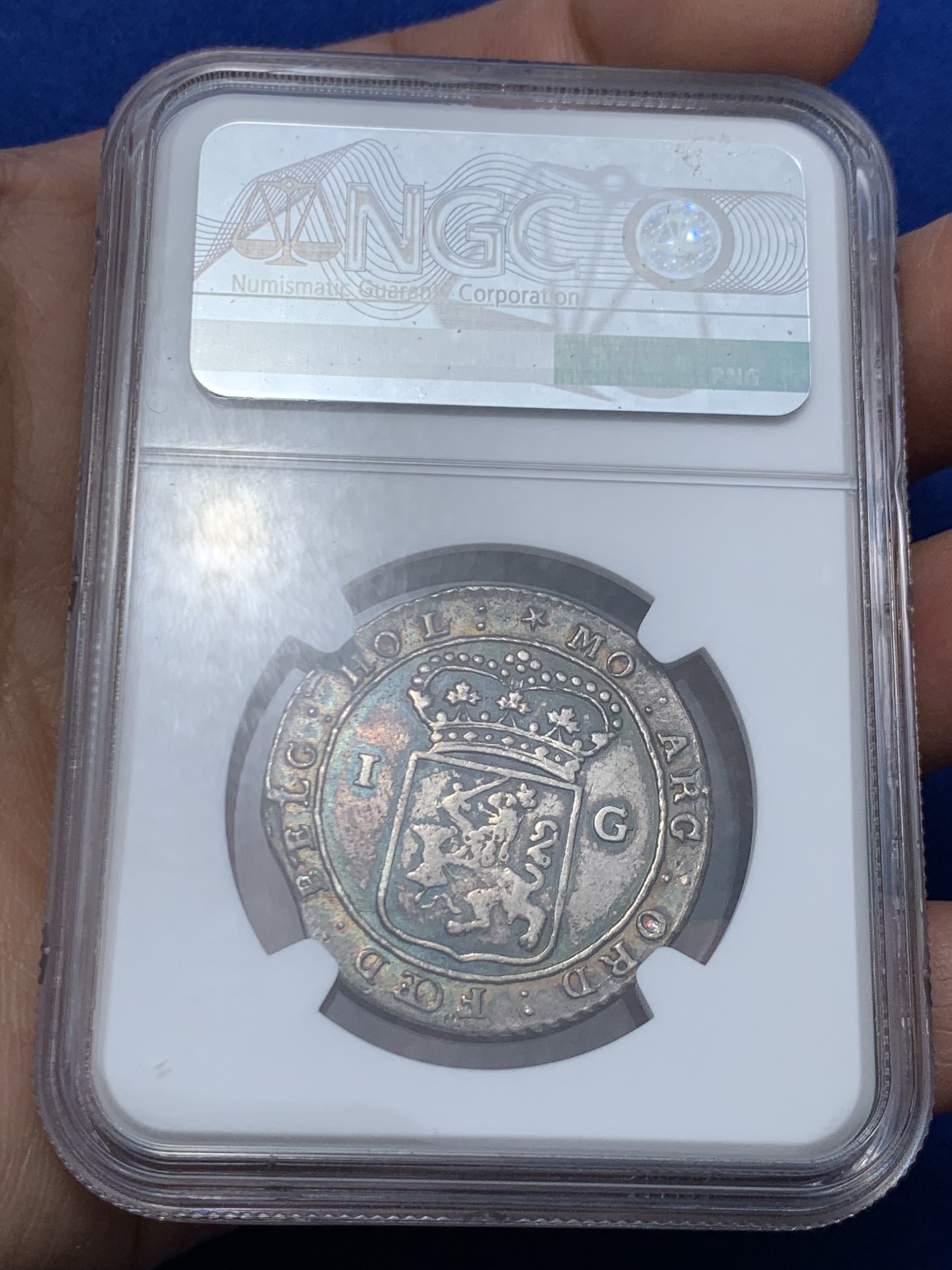 《竞宝斋》第249场-周日，周一 ，周二3场连拍 (全场包邮) NGC AU50 荷属巴达维亚1802年帆船1盾银币 五彩包浆 稀少名誉品