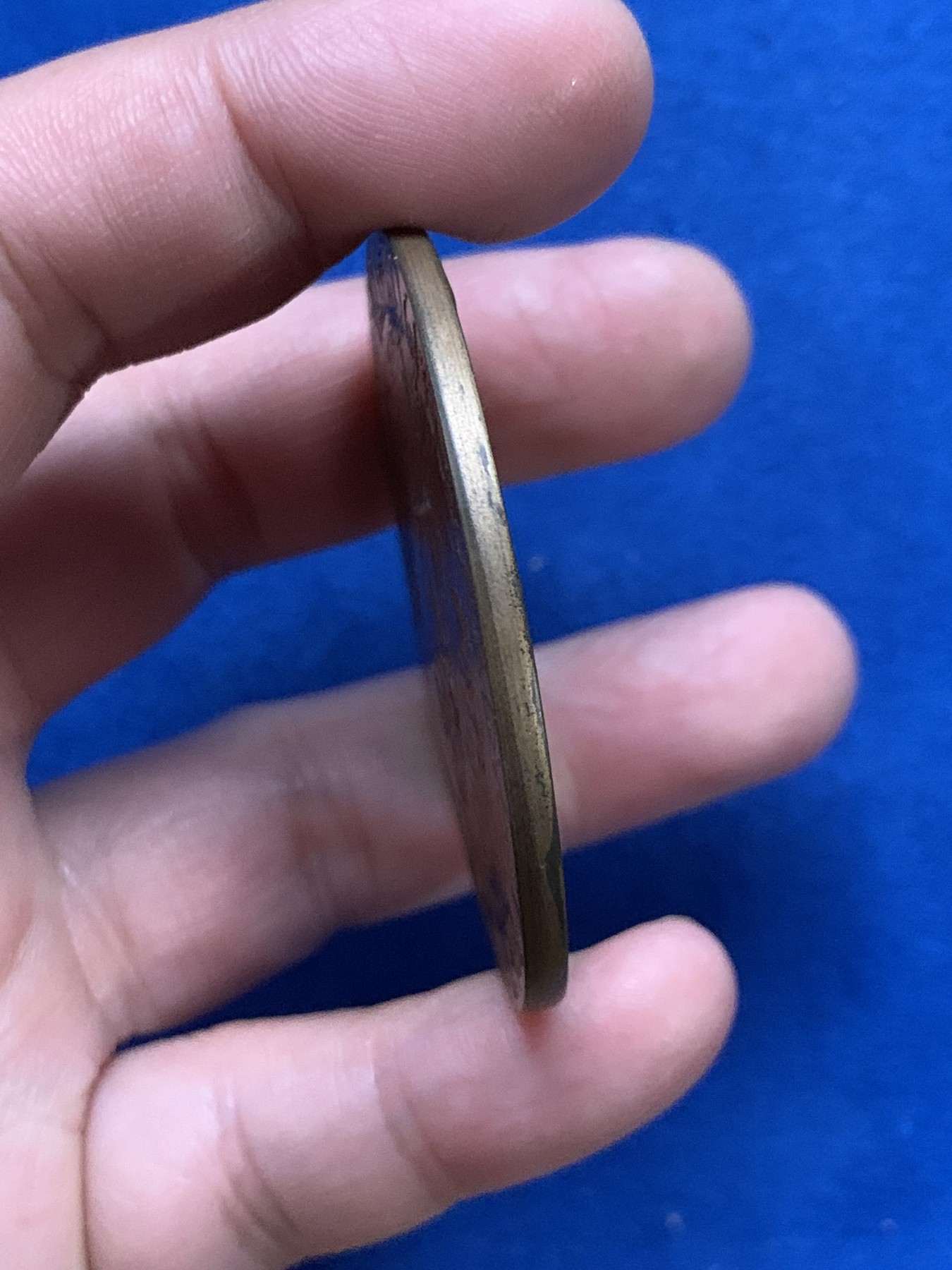 《竞宝斋》第249场-周日，周一 ，周二3场连拍 (全场包邮) 1902 英国爱七登基纪念铜章（原盒），直径52mm，约50.9克，比常见的单头像少见很多