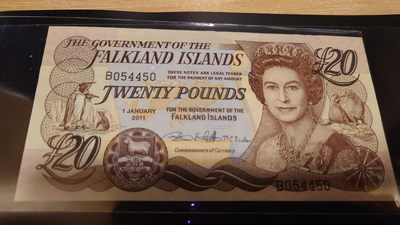 【世界钱币】精选微拍第98期暨2024年第9期  2011年福克兰群岛20镑 雷达号 全新绝品