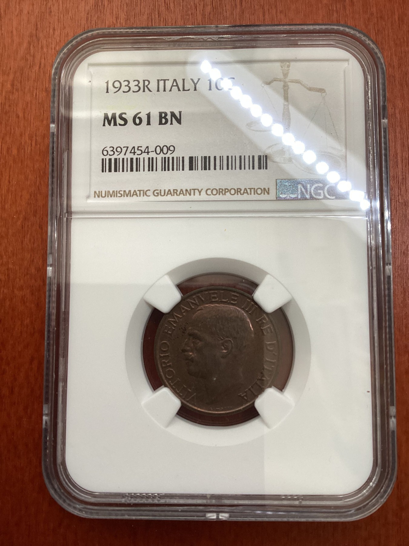 长老汇龙年精选第三场 1933R 意大利伊曼纽尔三世蜜蜂10分铜币，NGC MS61BN，更高分仅有四枚