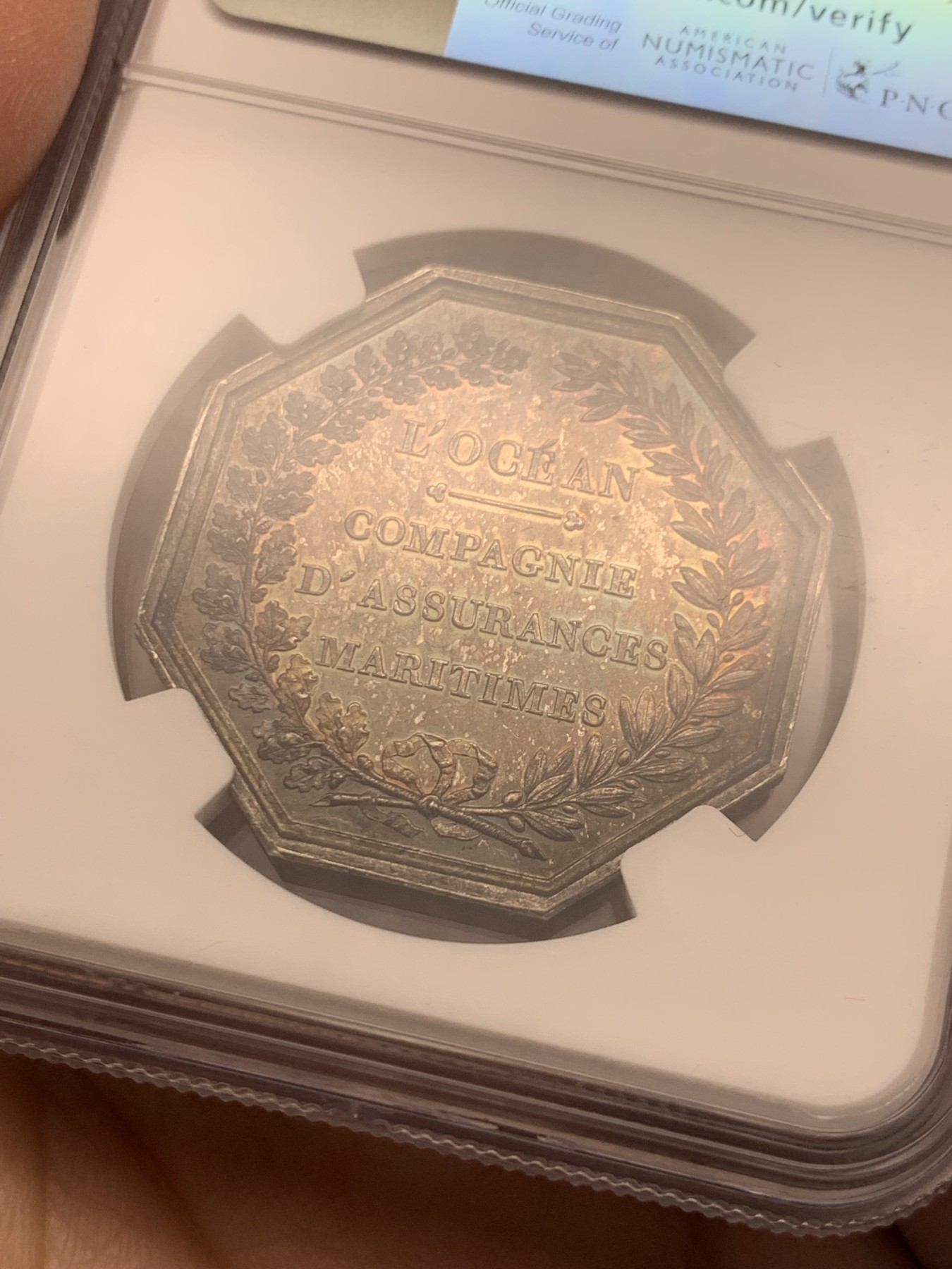 《竞宝斋》第250场-周日，周一 ，周二3场连拍 (全场包邮) NGC-MS62 法国JETON银质八角，海洋保险公司，名誉品海王，非常漂亮的彩色包浆