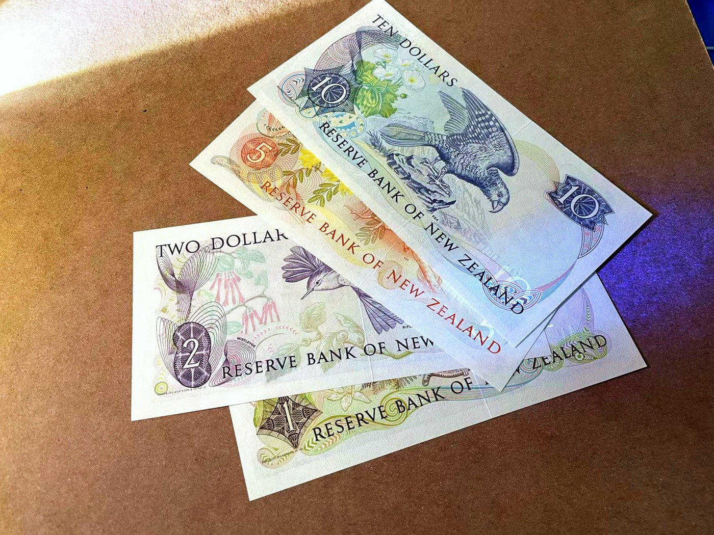 【Blue Auction】✨世界纸币精拍第448期【精】 【一组4张 全同522小号】新西兰 花冠女王 1-10元一组 全新UNC