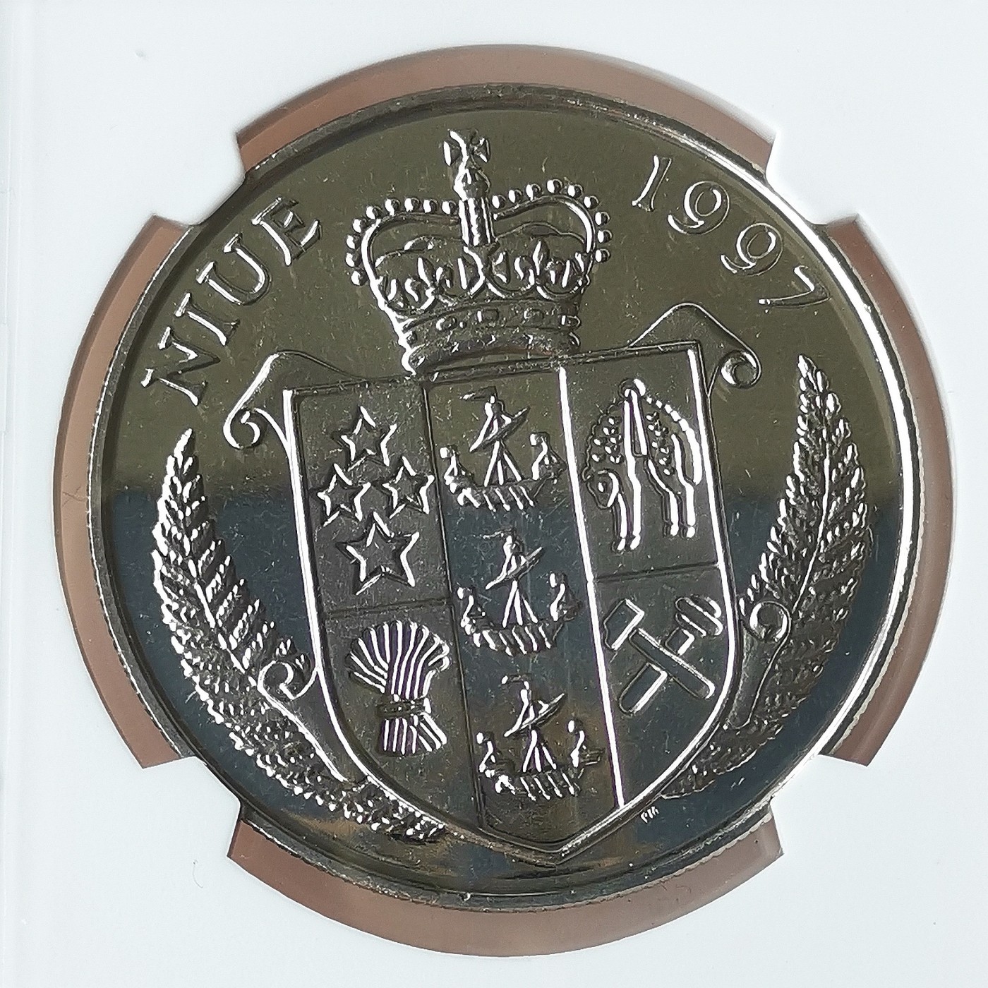 第一海外回流一元起拍收藏 散币专场 第72期 少见版 纽埃1997年1元英国戴安娜王妃克朗型纪念大镍币 华夏评级