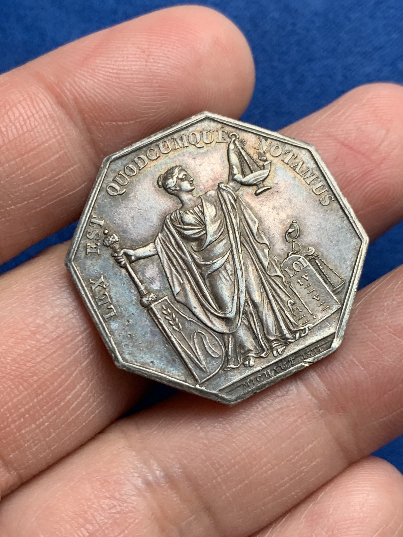 《竞宝斋》第250场-周日，周一 ，周二3场连拍 (全场包邮) 法国1845-1860 银质八角代币 马赛 公证处  约13.8克 30.9mm 手指铭 银标