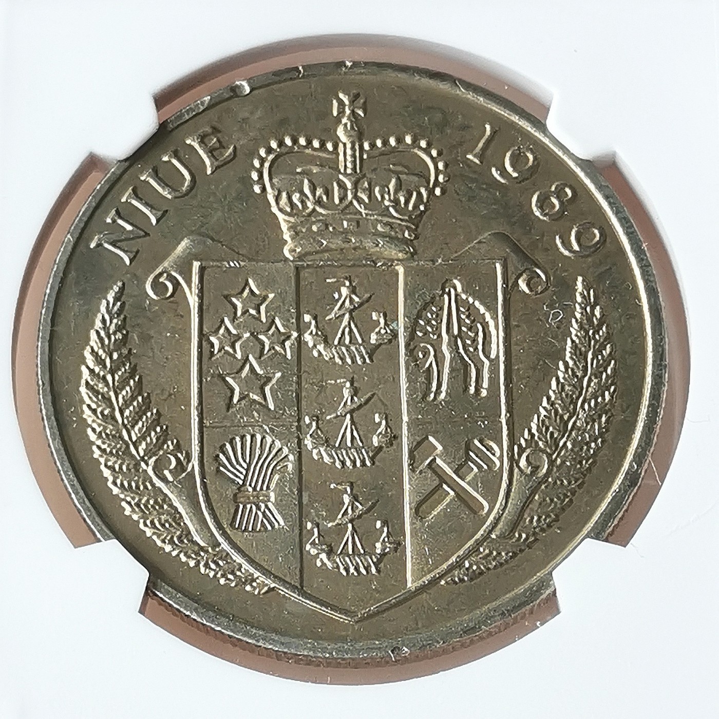 第一海外回流一元起拍收藏 散币专场 第72期 纽埃1989年5元五星上将麦克阿瑟克朗型纪念大镍币 华夏评级