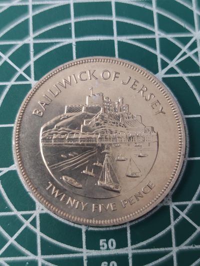 燕姐换藏第77拍 泽西1977年25便士女皇加冕25周年克朗铜镍币