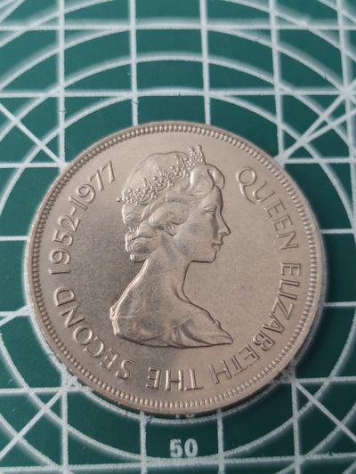 燕姐换藏第77拍 泽西1977年25便士女皇加冕25周年克朗铜镍币