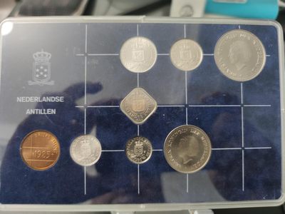 燕姐换藏第78拍 荷属安德烈斯1985年套币