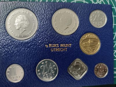 燕姐换藏第78拍 荷属安德烈斯1982年套币