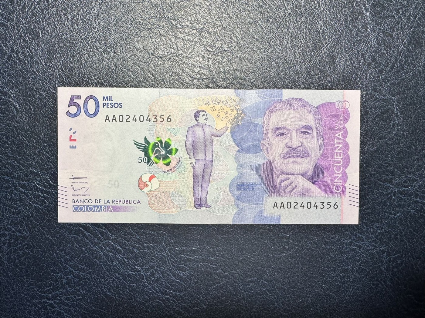 收藏联盟Quantum Auction 第332期拍卖  哥伦比亚2015年50000比索首发AA冠 品相全新UNC
