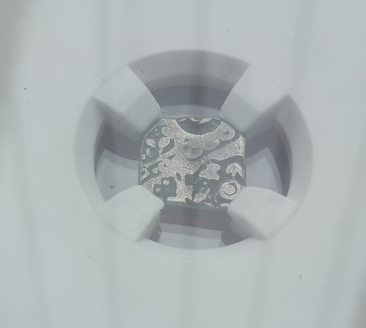 瓶子🏺第133期拍卖会  古印度孔雀王朝 印记银币 公元前324-前225年 3.34克