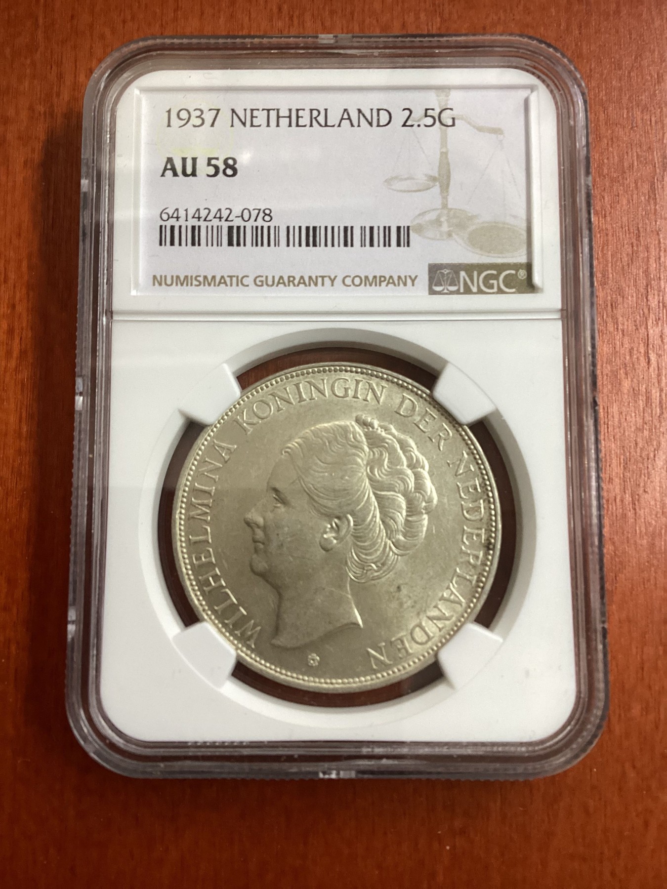 长老汇龙年精选第三场 1937 荷兰威廉明娜2.5盾银币，NGC AU58分