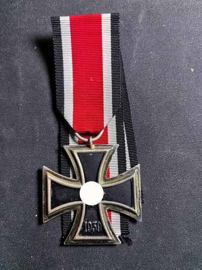 盛世勋华——号角文化勋章邮票专场拍卖第171期 - 德国二级铁十字勋章 带44厂（Jakob Bengel）厂标