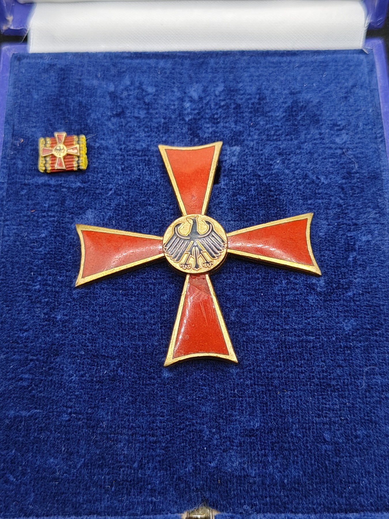 全场0元起拍 第141期 咸鱼国勋章拍卖专场 3月24日（周日）下午6：00开始 西德联邦十字勋章