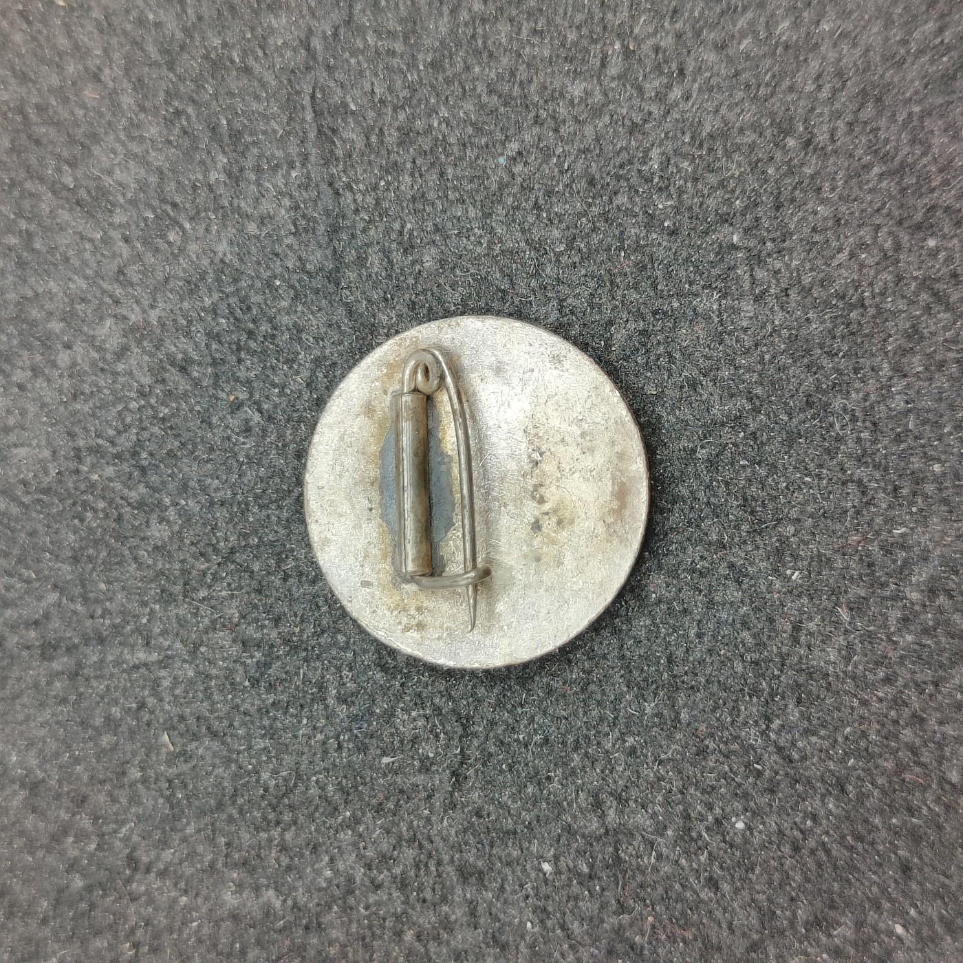 全场0元起拍 第141期 咸鱼国勋章拍卖专场 3月24日（周日）下午6：00开始 日本西筑地珐琅徽章